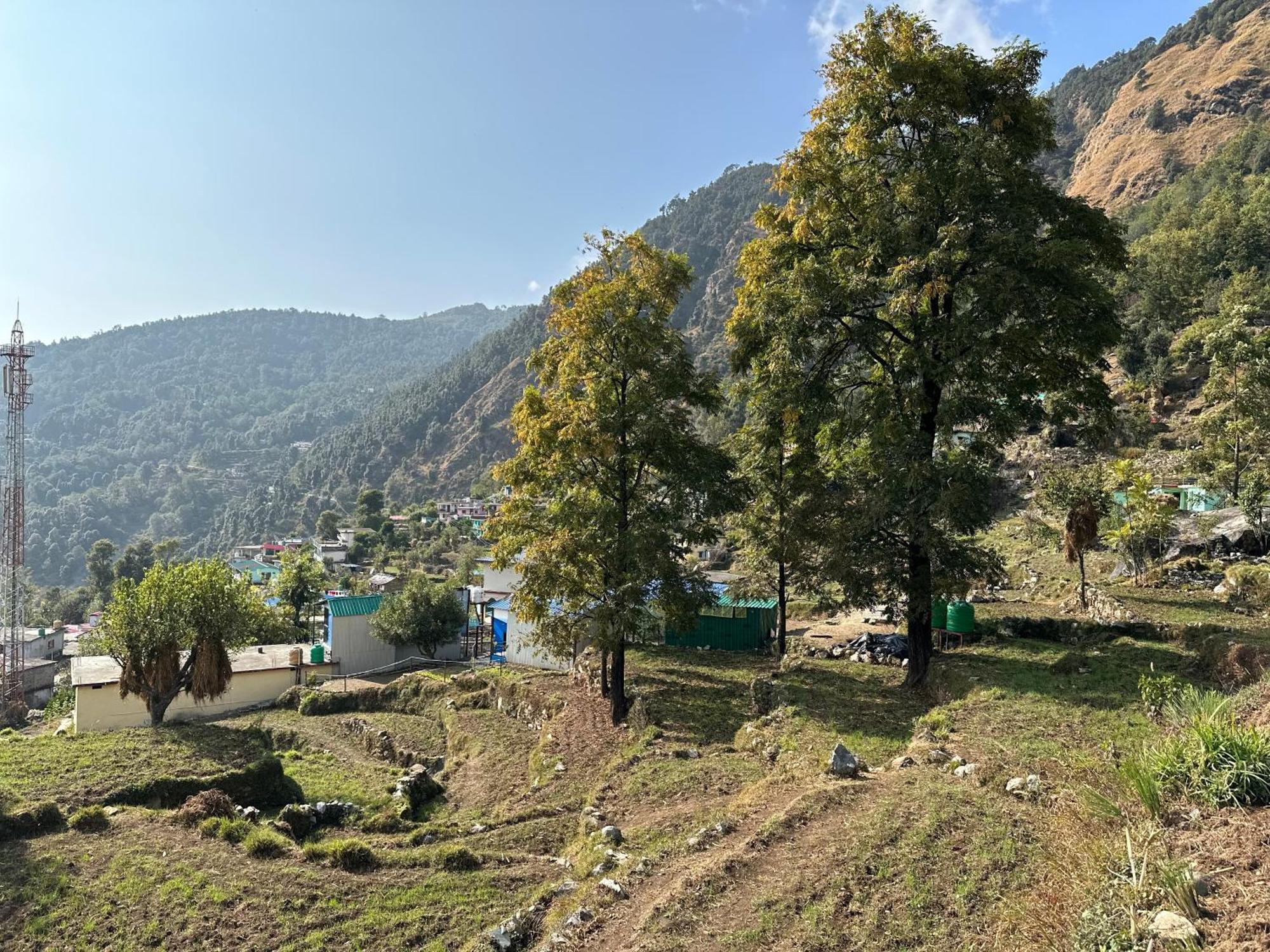 Lake Haven Resort, Sari, Chopta מראה חיצוני תמונה